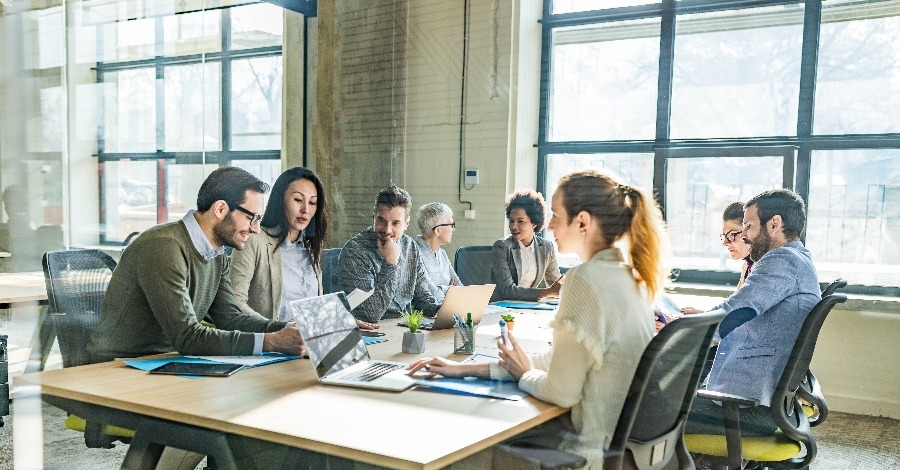 People in a meeting - recruiting funnel